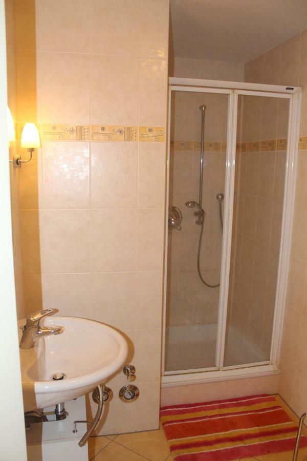Faehrhaus Ferienwohnung Saarburg Esterno foto